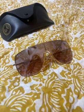 Ray-Ban Women’s Shield Sunglasses in Brown and Gold